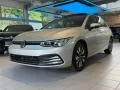 Volkswagen Golf VIII 1.0 TSI Move PANO GJR NAVI