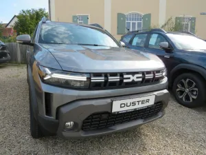 Dacia Duster TCe 130 Journey mit AHK, Ganzjahresreifen