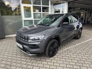 Jeep Compass 1.5l GSE T4 48V e-Hybrid S