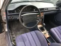 Mercedes-Benz W124 E 260