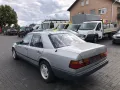 Mercedes-Benz W124 E 260