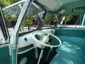 Volkswagen Microbus De Luxe Samba