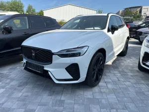 Volvo XC60 T8 ULTRA BLACK+BEL.SITZE+AKUSTIK+PANO
