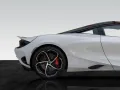 McLaren 750S Coupé - Racing Seats - Vehicle Lift