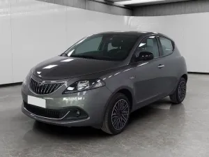 Lancia Ypsilon 1.0 firefly hybrid Gold s&s 70cv