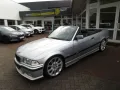 BMW 318i Cabrio Exclusiv Edition