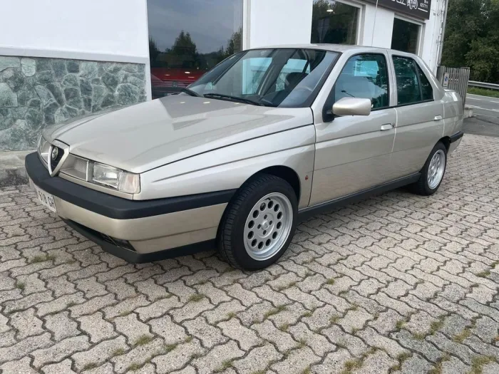 Alfa Romeo 155 2.0 Twin Spark 16V