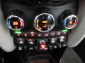 MINI Mini Cooper Classic Trim LED/NAVI/SHZ/PANO/LEDER