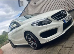 Mercedes-Benz B200 AMG Line VollLeder AHK 12 Zoll Multimedia