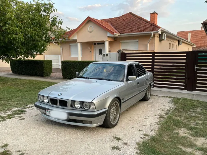 BMW 525i Sedan Original