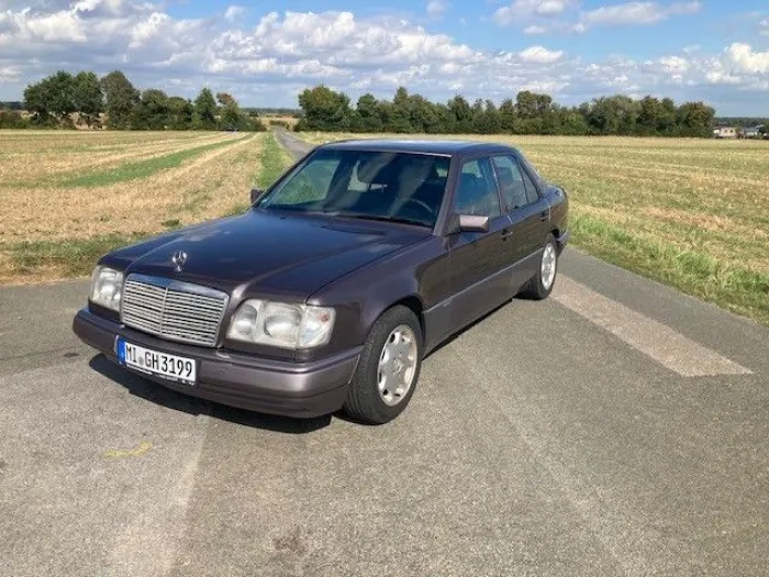 Mercedes-Benz W124 E320 Sportline