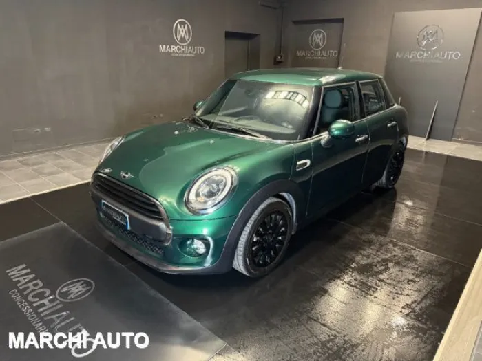 MINI Cooper D 1.5 Business XL 5 porte