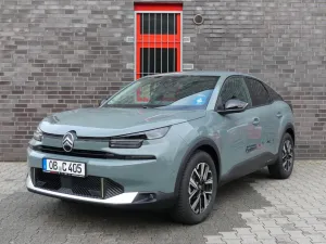Citroën C4 Hybrid 145 S&S MAX*Sitzheizung*