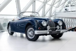 Jaguar XK 150 Roadster 3.4 - OTS - Blue over Tan -