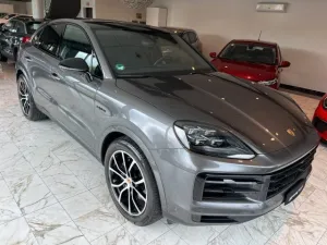 Porsche PORSCHE Cayenne Coupé 3.0 V6 E-Hybrid 470cv