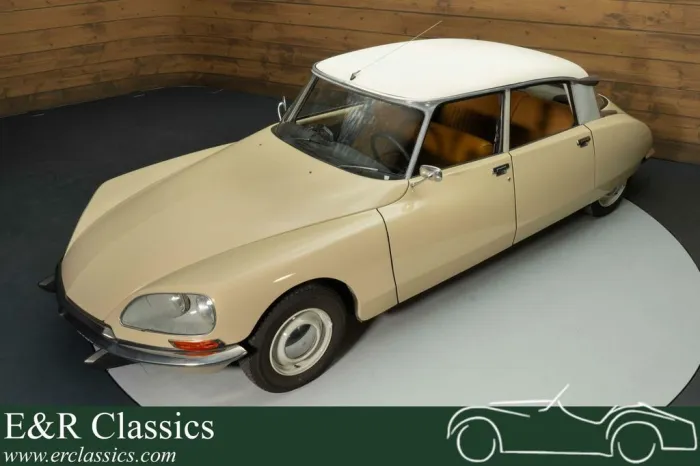 Citroën DS Sedan