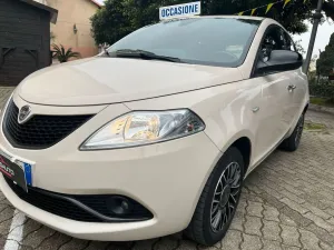 Lancia Ypsilon 1.2 69 CV 5 porte S&S Platinum CV