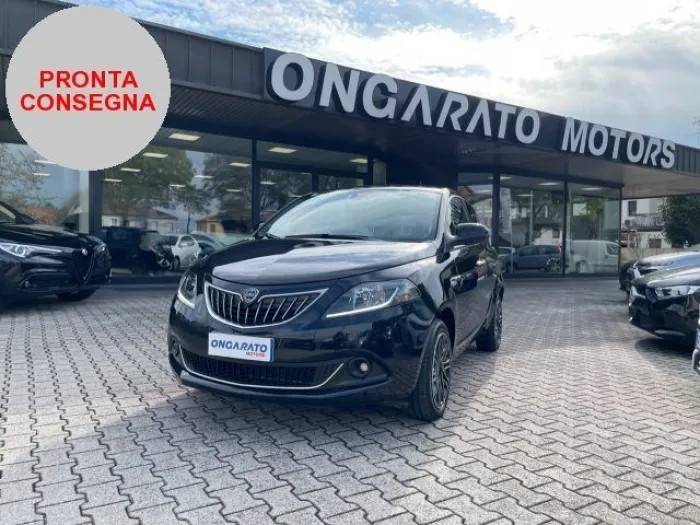 Lancia LANCIA Ypsilon 1.0 FireFly S&S Hybrid Platino