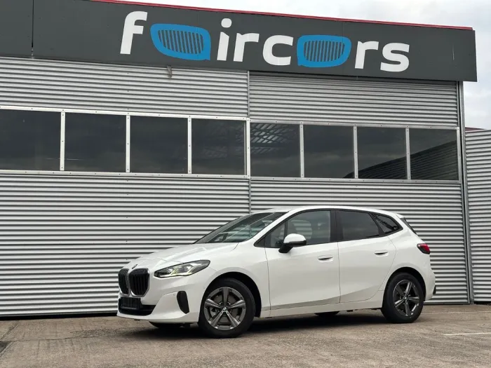 BMW 216i*ACC*Cam*autonom*Matrix*beh.Lenkrad*
