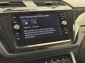 Volkswagen Touran 2.0 TDI DSG Highline 7Sitzer NaviAHK17ACC