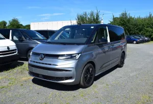 Volkswagen T7 Multivan Edition 2.0 TDI DSG lang *Pano*AHK