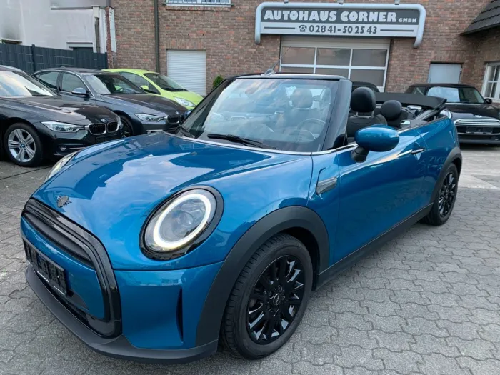 MINI COOPER Cabrio Automatik Color-Line Classic Trim