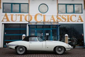 Jaguar E-Type 4.2 Roadster