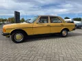 Mercedes-Benz 200 W123 Oldtimer Top gepflegt