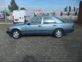 Mercedes-Benz E 230