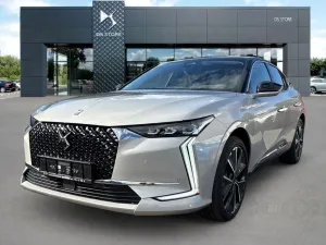 DS Automobiles DS4 E-Tense Rivoli PHEV HUD Digitales Cockpit LE