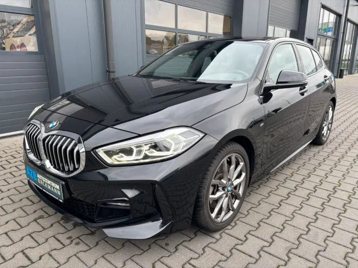 BMW 120d M SPORT AUT LED HIFI DAB PDC KAMERA