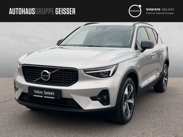 Volvo XC40 B4 MILD Hybrid Automatik Plus Dark ACC BLIS