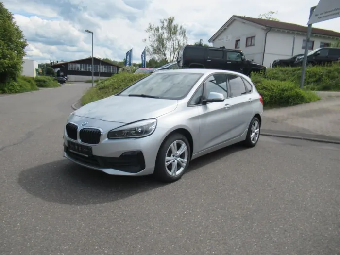 BMW 218i Active Tourer Advantage