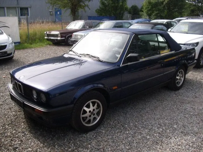 BMW 318i Cabrio  48600KM  Leder H-Kennz.