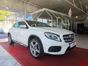 Mercedes-Benz GLA 200 Peak Edition+AMG STYLING+19