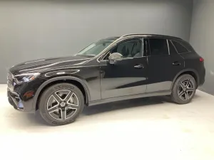 Mercedes-Benz GLC 220 d 4MATIC +AMG+Night+MBUX+Sportausp.+PANO