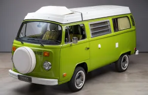 Volkswagen T2b Westfalia 