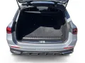 Mercedes-Benz E 300 e T-Modell mit EQ Hybrid Technologie Pano