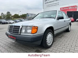 Mercedes-Benz E 230
