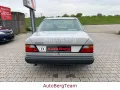 Mercedes-Benz E 230