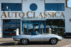 Jaguar E-Type 4.2 Roadster