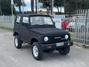 Suzuki Samurai