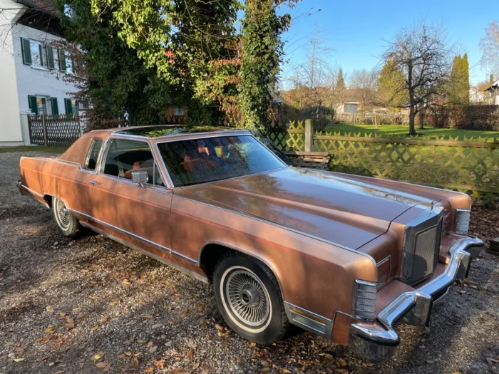 Lincoln Continental