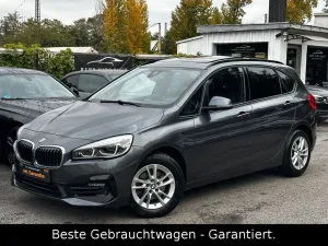 BMW 218 Active Tourer Sport Line * PANORAMA * VOLL *