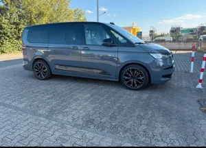 Volkswagen T7 Multivan Edition Lang