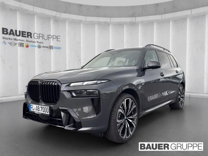 BMW X7 xDrive 40 d M Sport AHK Pano Iconic Glow B/W 