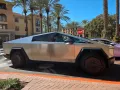 Tesla Cybertruck.  World wide shipping !