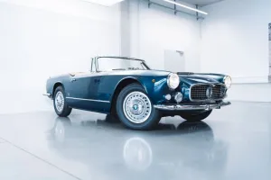 Maserati 3500GT Spyder by Vignale *1 of 242 / VIGNALE*