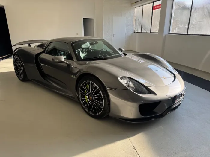 Porsche 918 Spyder METEORGRAU  LIFT