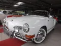 Volkswagen Karmann Ghia - weiße Weihnachten einmal anders!